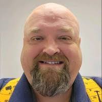 Mike Fretz's Instagram, Twitter & Facebook