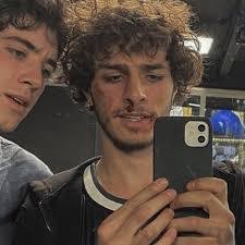 Manuel Ferro's Instagram, Twitter & Facebook