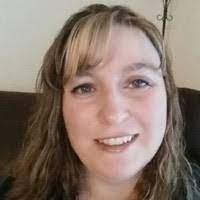 Tracy Benefield's Instagram, Twitter & Facebook