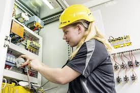 Offre D Emploi Aide Monteur Electricien Pem Pemsa Est Une Societe De Recrutement De Gestion Et De Delegation De Personnel Specialise Dans Les Metiers