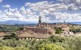 It covers a high hilltop and part of the valleys around the area. Wohnung Fur 4 5 Personen In Umbrien Perugia Perugia Canticum Weinstrasse