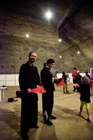 Este una dintre atractiile statiunii balneoclimaterice slanic prahova, situata la 44 km tratare a unor afectiuni. Poze Stagiu Salina Si Muntele Verde Slanic Prahova 2011 Wu Tao Kung Fu