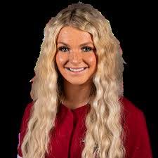 Kyra Mason's Instagram, Twitter & Facebook