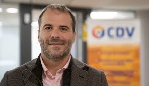 Javier Beas's Instagram, Twitter & Facebook