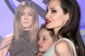 Jennifer joanna aniston (born february 11, 1969) is an american actress, producer, and businesswoman. Jennifer Aniston Angelina Jolie Krach Wegen Shiloh Jolie Pitt Gala De