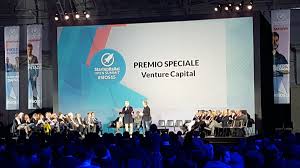 Marcos Lin (@marcoseu)