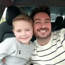 Like many people, I struggle mentally. life is hard. Genuinely hard. We can  be guilty of hiding behind a smile, often ignoring real problems and opting  to 'suck it up'. Pressure from