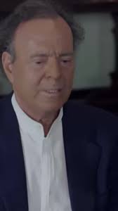 Julio Iglesias: Lección de vida sobre el tiempo
