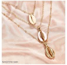 Increible Collar Triple De Caracoles Collares Bonitos Aretes Collares