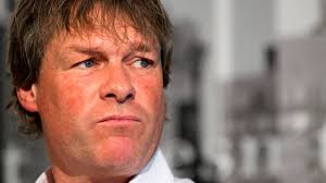 RKC-trainer Koeman tegen Roda JC op tribune