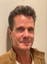 Mike Hillhouse's Instagram, Twitter & Facebook