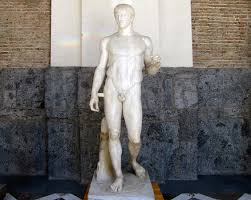 Contrapposto is a greek term used to describe balance created in a sculpture where weight is put on one foot so the doryphoros sculpture is a very good example of contrapposto in this time period. Doryphoros Spear Bearer Polykleitos Article Khan Academy