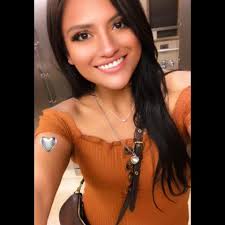 Brand new in open box. $60 OBO Versatile Dual Plate Design plate design  plate perfectfor providesauthentic, cate Oil-free cooking and easy clean  eggsand nealoftheday. Design versatile à deux plaques design gn nique