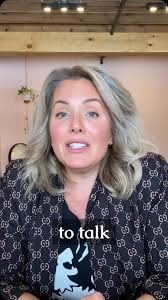 Sonia Lamb's Instagram, Twitter & Facebook