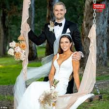 To be honest, only kevin pietersen himself, the players and the support staff that were part of the english squad at that time would know the real reason. Explosive Married At First Sight Teaser Hints At Coco And Cameron Affair The Bharat Express News
