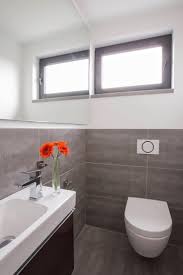 Gestaltung Einer Penthousewohnung Im Neubau Eines Mfh Moderne Badezimmer Von Ob Badezimmer Einer Penthouse Wohnung Modernes Badezimmer Badezimmer Neubau