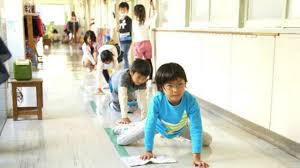 Love 020 dorama chino a smile is beautiful : Por Que Los Estudiantes En Japon Tienen Que Limpiar Los Banos De Sus Escuelas Bbc News Mundo