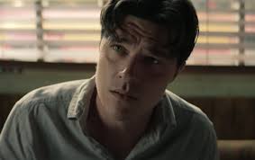 Don't Move' Review: A Horror That Will Leave You Paralyzed