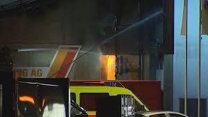 ˈfɔʏɐ ˈfʁaɪ) is a song by german industrial metal band rammstein. Grosser Schaden Recycling Firma In Hinwil In Flammen News Srf