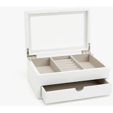 Lacquered Wood Jewellery Box Zara Home Sverige Sweden 359 Sek Liked On Polyvore Featuring Home Wood Jewelry Box Wooden Jewelry Boxes Wood Home Decor