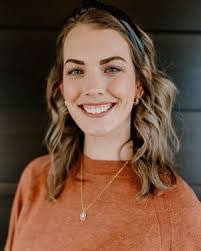 Olivia Wise's Instagram, Twitter & Facebook