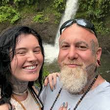 If you aren't already, please go subscribe to our YouTube. It's 100% free  and helps us keep the podcast going! https://www.youtube.com/@2bebetter We  are trying to get to 300k subs!