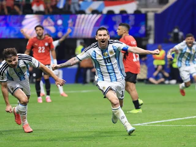 Argentina elimina a Suiza: ¡Drama, récord de Messi y cita histórica ante  Inglaterra en semifinales del Mundial 2026!