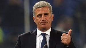 Nationaltrainer vladimir petkovic spricht über den beginn des ersten zusammenzugs 2020 und über die besonderen umstände / l'entraîneur de l'équipe nationale. Petkovic I M Still Lazio Coach Eurosport