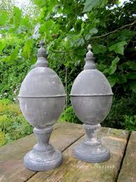 Franse Pinakel Sold Tuinbeeld Tuin Decor Hedendaagse Tuinen