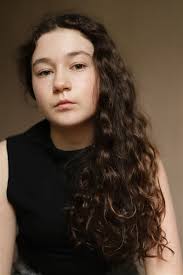 Lou BENNETT- Fiche Artiste