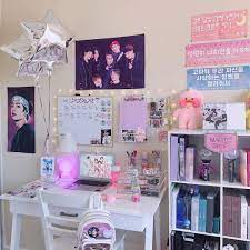 1 828 Likes 21 Comments Vanessa Since 2017 Tae And Kookiee On Instagram Happy June And Festa Month Army Room Decor Army Room Cute Room Decor