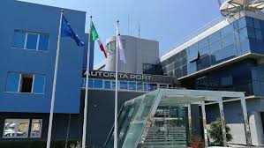 Polemico il presidente della provincia armando cusani nei confronti dell'autorità portuale di civitavecchia. Fatture False Al Porto Di Civitavecchia Indagati Scolamacchia E Gazzano Terzo Binario News