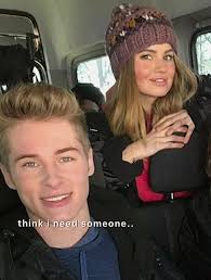 Patty and Brick Kissing Room