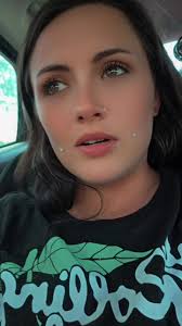 Mitzi Bowen (@mitziboo7)