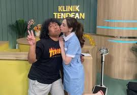 Hal 2 : Marshel Beli Video Porno Dea OnlyFans, Celine: Kalau Aku Gratis -  GenPI.co BALI