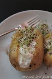 Rezept Sauce Mit Sprossen Zu Pellkartoffeln Gschwellti Mit Feta Sprossen Sauce Rezepte Lebensmittel Essen Hauptspeise