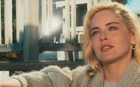 Queen Latifah and Seann William Scott join the voice cast of Ice Age 2