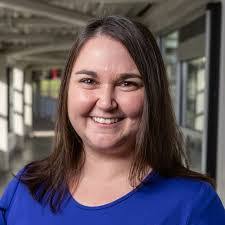 Sarah Lanham's Instagram, Twitter & Facebook