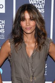 50 photos of celebrities' short haircuts and hairstyles done right. Halle Berry Looks Unrecognizable With Waist Length Hair And Purple Highlights Allure