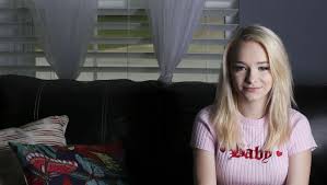 Zoe laverne is a popular american tiktok star with over 6.5 million fans and 725 million hearts. Zoe Laverne And Her Parents Navigate The World Of Musical Ly Stardom