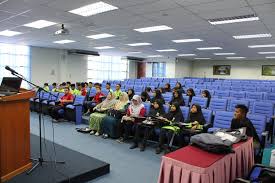 Untuk makluman, borang permohonan hendaklah diisi oleh pemohon dengan bimbingan ibu bapa/ penjaga. Ump Library Official Lawatan Sekolah Menengah Agama Sma Ittifaqiah Jerteh Terengganu 26 April 2019