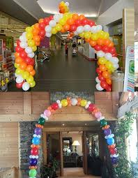 Les guirlandes en ballon viennent avec tous les composants à assembler à la maison. Decorations Ballons Association Arts