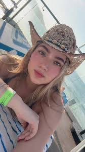 Casandra Vasquez's Instagram, Twitter & Facebook