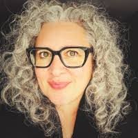 Isabelle Morrow's Instagram, Twitter & Facebook