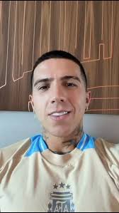 ⚽💙 Enzo Fernández y la Parroquia del Carmen de Villa Urquiza, unidos por  la inclusión, El campeón del mundo 🇦🇷 donó una camiseta firmada que será  sorteada para recaudar fondos y construir un baño ...