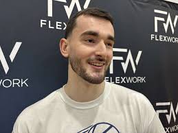 Mike Anthony: How UConn's Alex Karaban learned from struggles