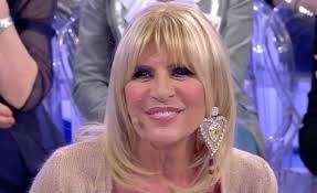 Gemma questa estate ha deciso di migliorare il suo aspetto fisico mettendosi nelle mani di un noto chirurgo estetico, il dottor. Gemma Galgani L Amore Fisico E Importante Giorgio Manetti Mi Ha Fatta Soffrire