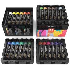 Although this set only contains ten colors, they are all the colors you need to start your acrylic journey. The Best Acrylic Paint Set For Beginners And Pros 2021 Edition