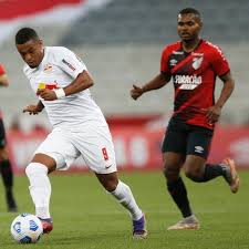 Os gols saíram no primeiro tempo, com geuvânio e claudinho. Oo Uxbw8vcium