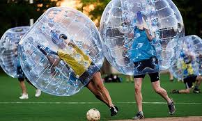 Vor spielstart schlüpfen sie in einen grossen gummiball und begeben sich auf das spielfeld. Bubble Soccer Sportanlage Sonnenbergs Webseite